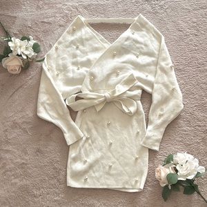 San Joy Cream Pearl Sweater Tunic Sweater